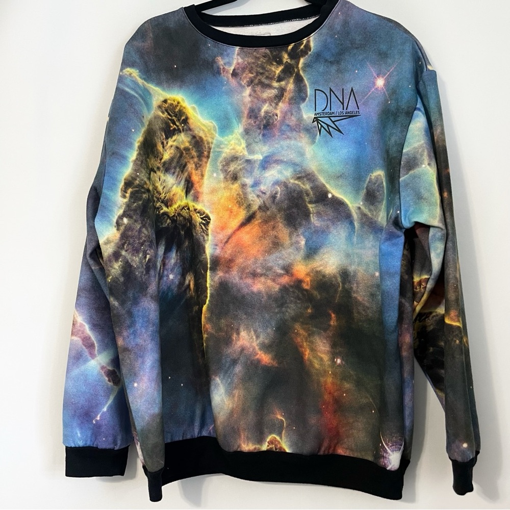 DNA Men’s Graphic Sweatshirt Size Large